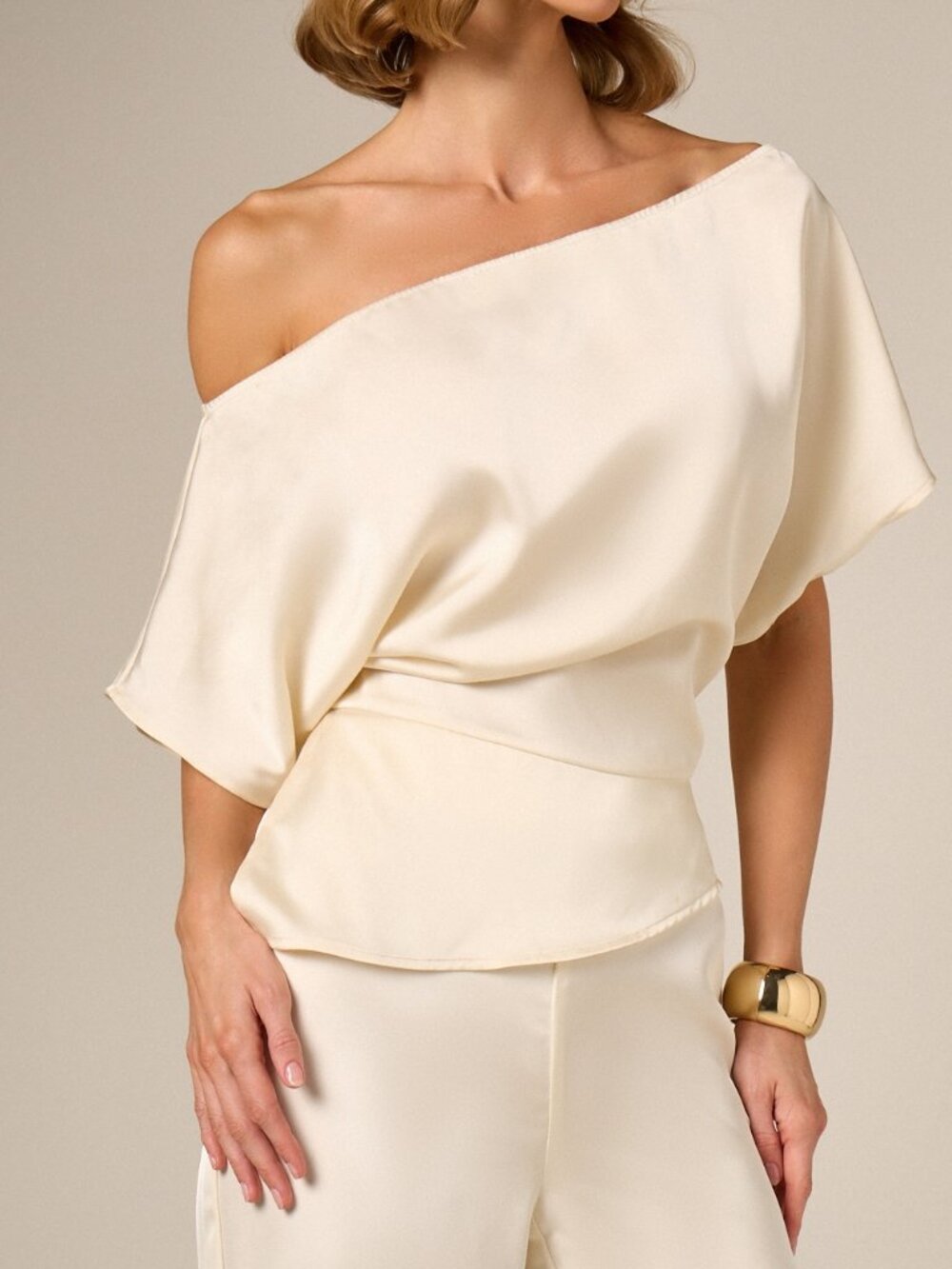 Apricot Elegant Women's One Shoulder Asymmetric Top With Short Sleeves